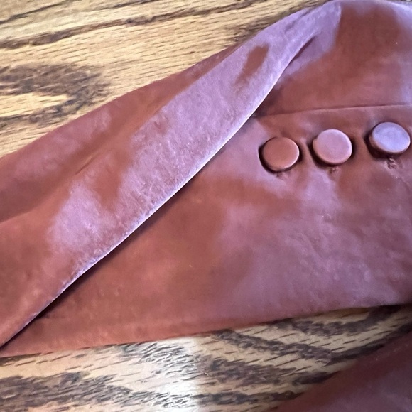 NWT- Skies are Blue Amber Satin Blazer Size- Medium - Picture 7 of 9